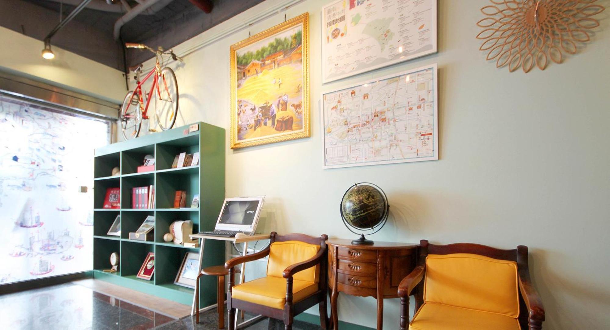 DongNing Atlas Hotel Tainan Exterior foto