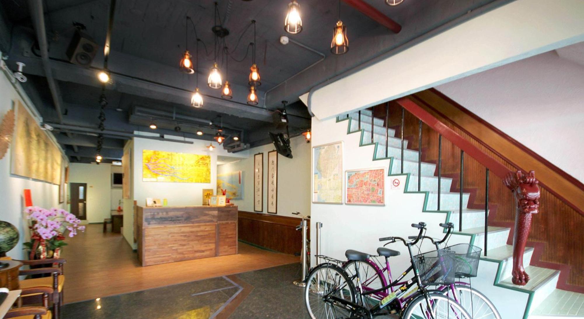 DongNing Atlas Hotel Tainan Exterior foto
