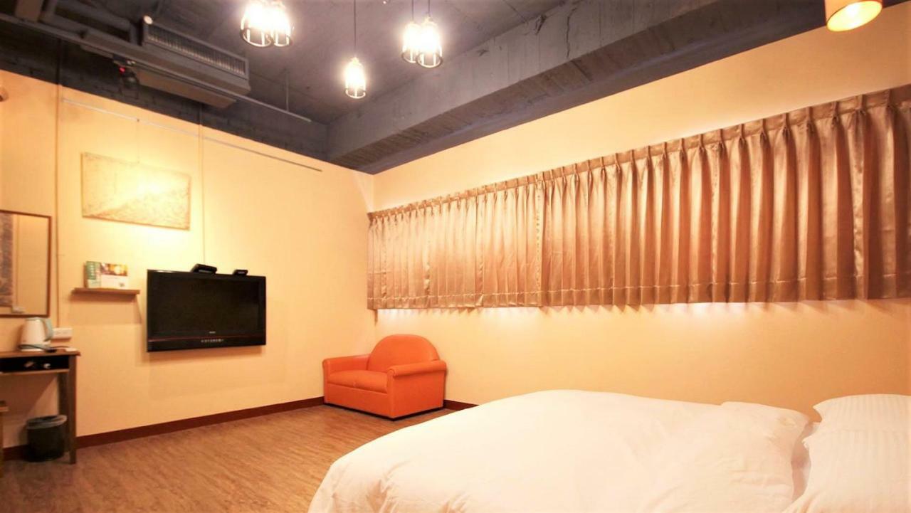 DongNing Atlas Hotel Tainan Exterior foto
