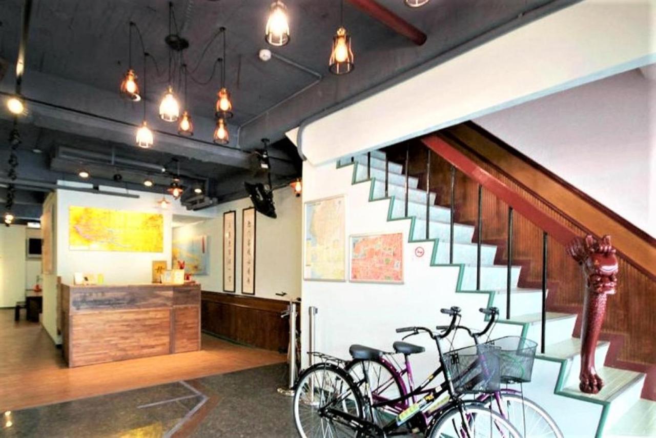 DongNing Atlas Hotel Tainan Exterior foto