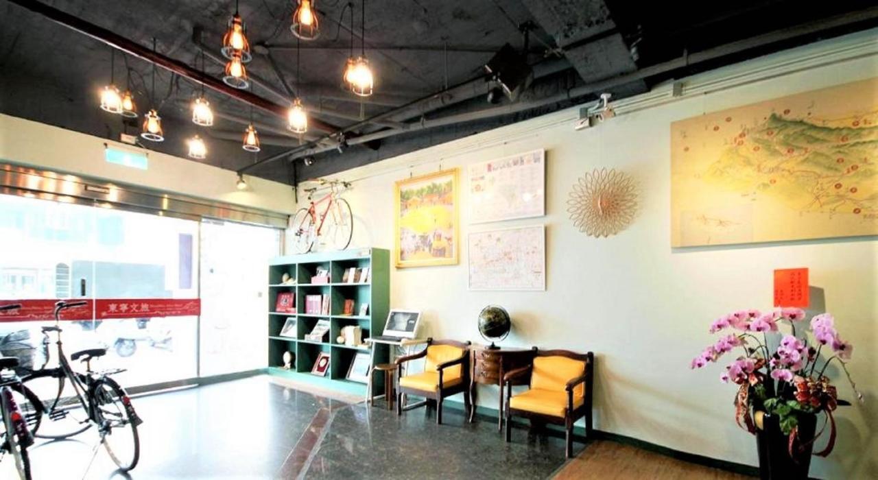 DongNing Atlas Hotel Tainan Exterior foto